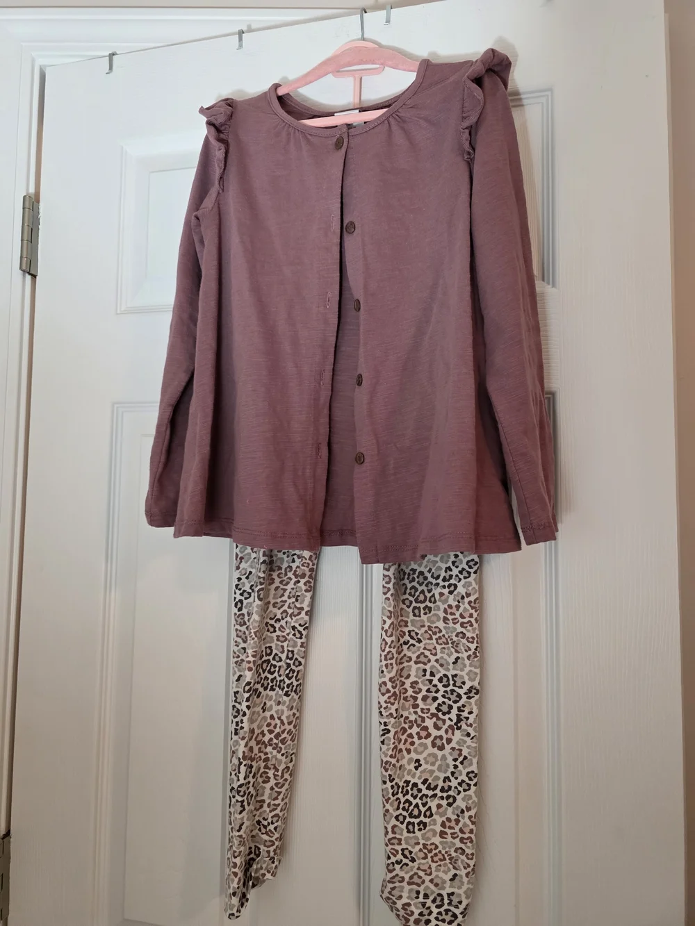 Tahari Mauve Button-Front Tunic with Leopard Print Leggings